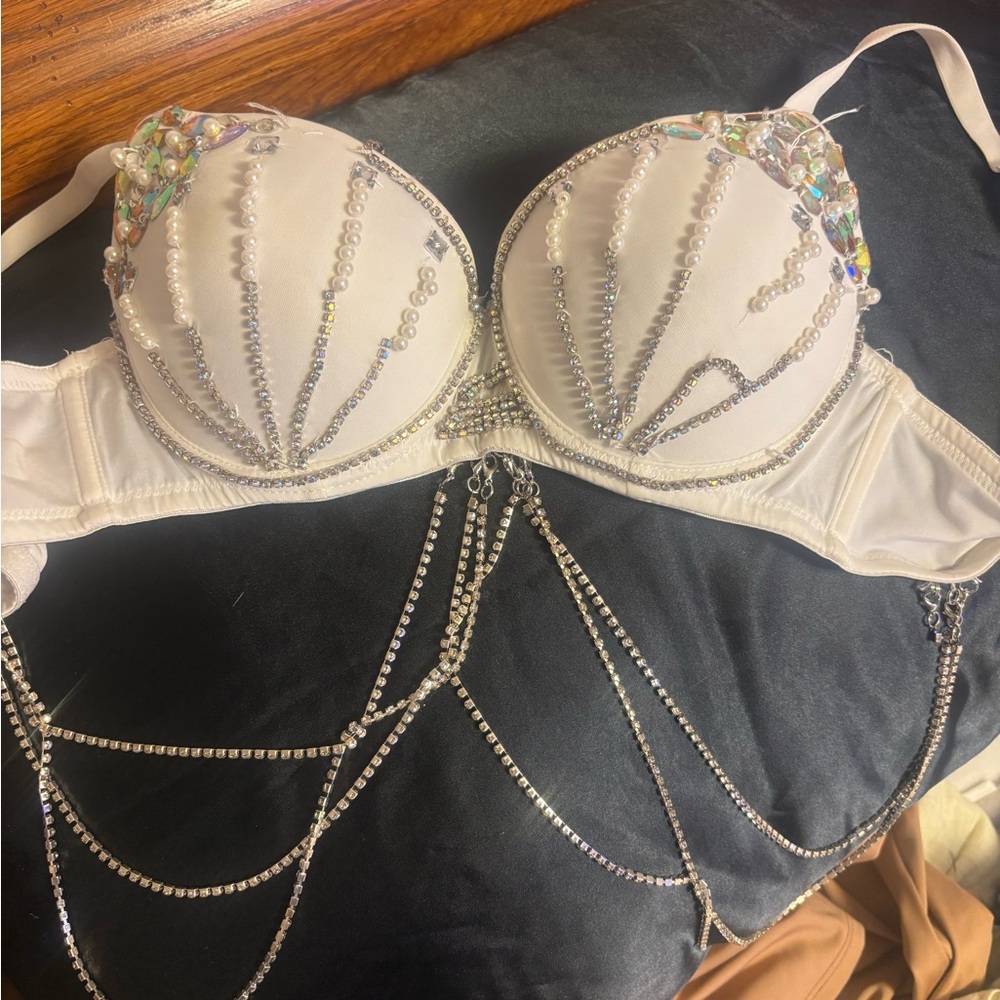 Windsor White Rhinestone Embellished Bra